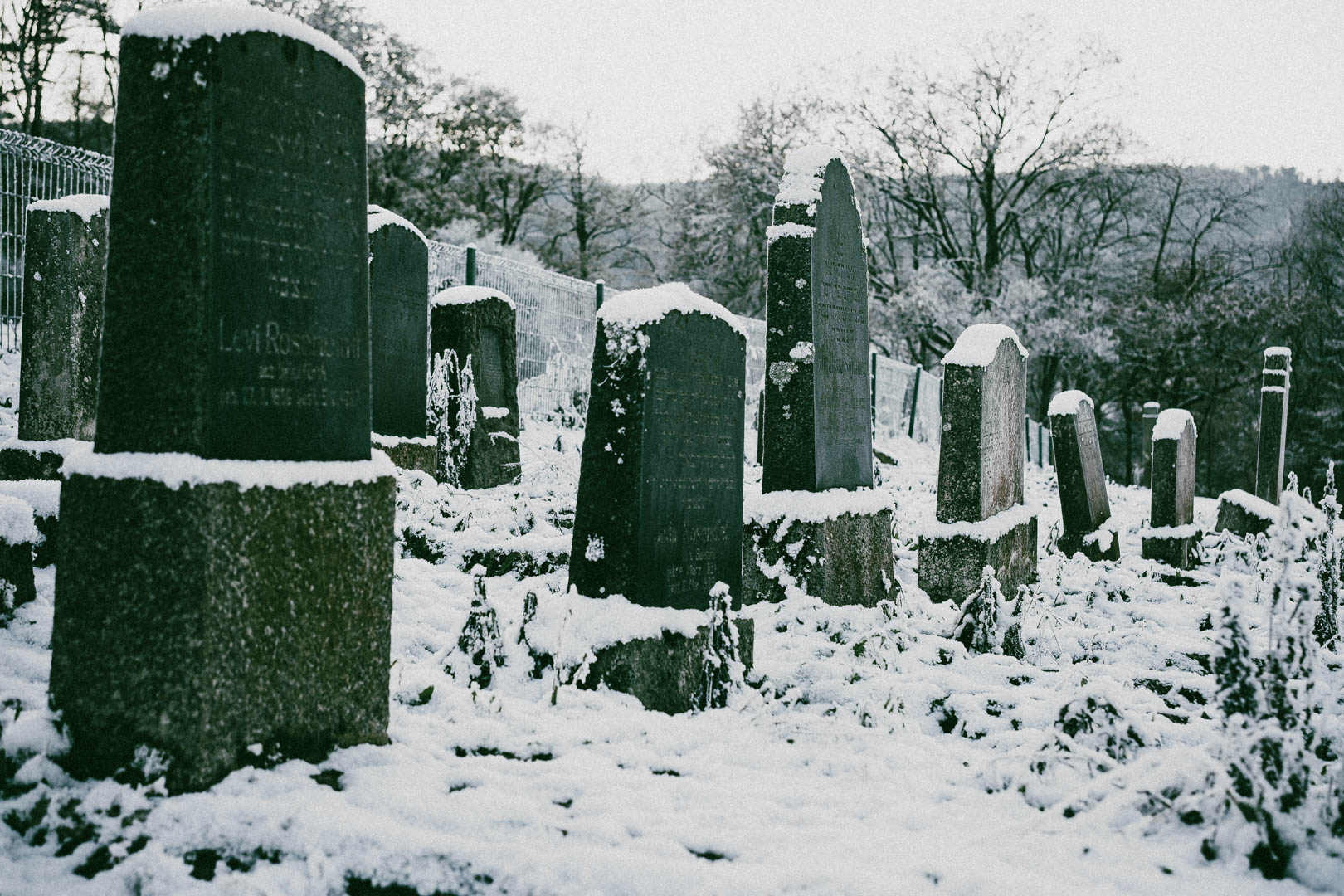 Binsförth, Jüdischer Friedhof